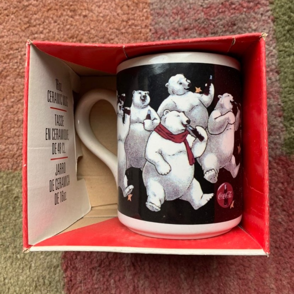 Vintage Gibson Coca-Cola Happy Bear 16 oz Mug